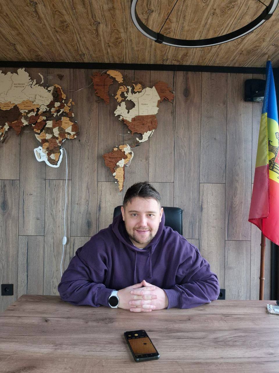 Менеджер Станислав